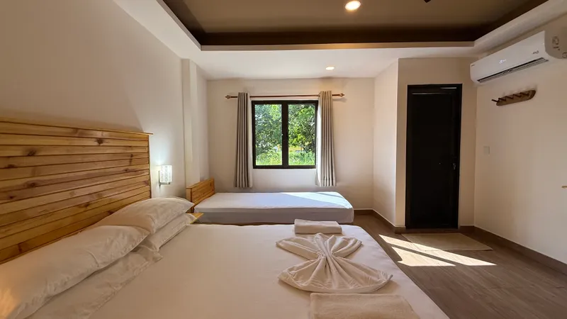 Room 105 — family room